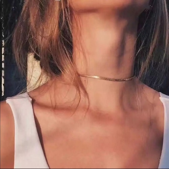 **NEW 18K Flat Snake Link Chain Necklace - Picture 2 of 4